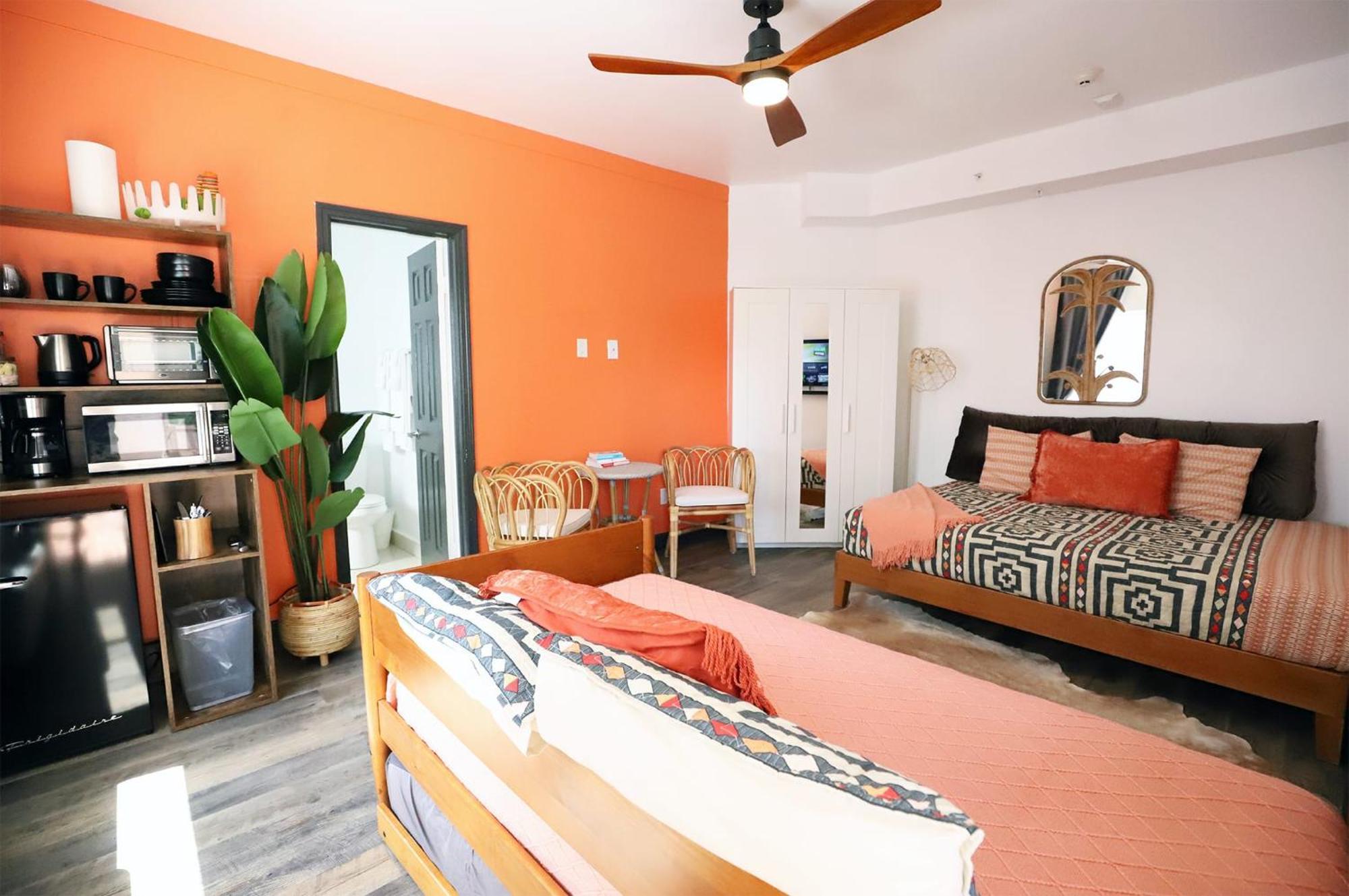 דירות Steps To Sea Miami Beach Free Parking Pet & Family Friendly מראה חיצוני תמונה