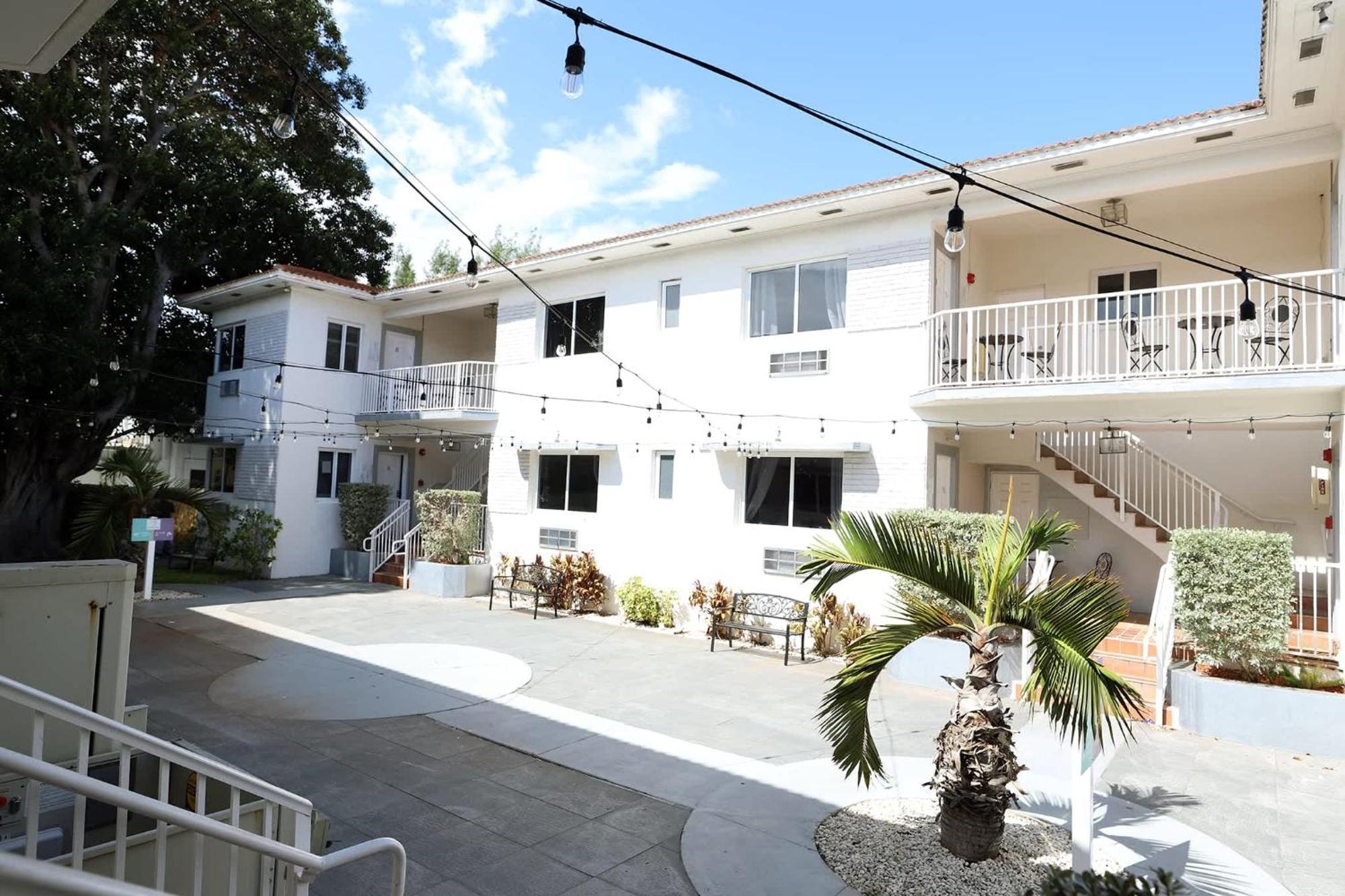דירות Steps To Sea Miami Beach Free Parking Pet & Family Friendly מראה חיצוני תמונה